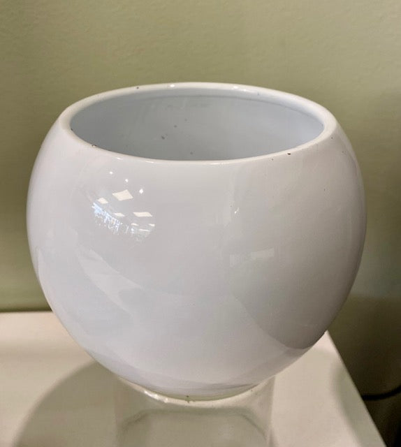 White Round Pot