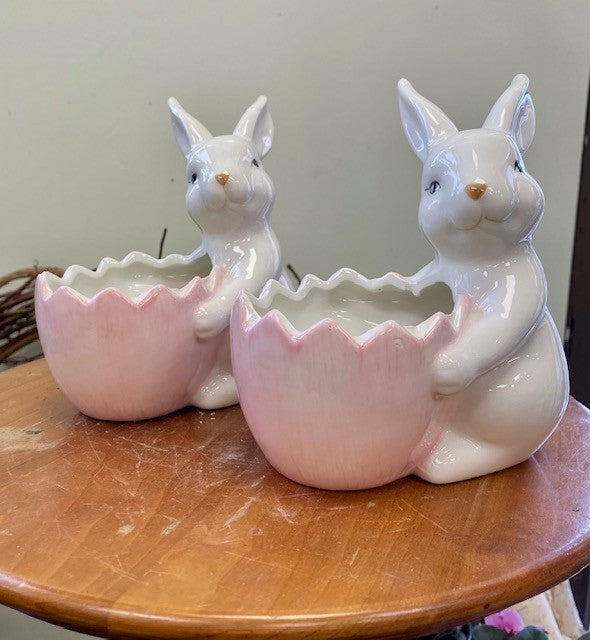 Bunny with Pink Egg Bowl Pot