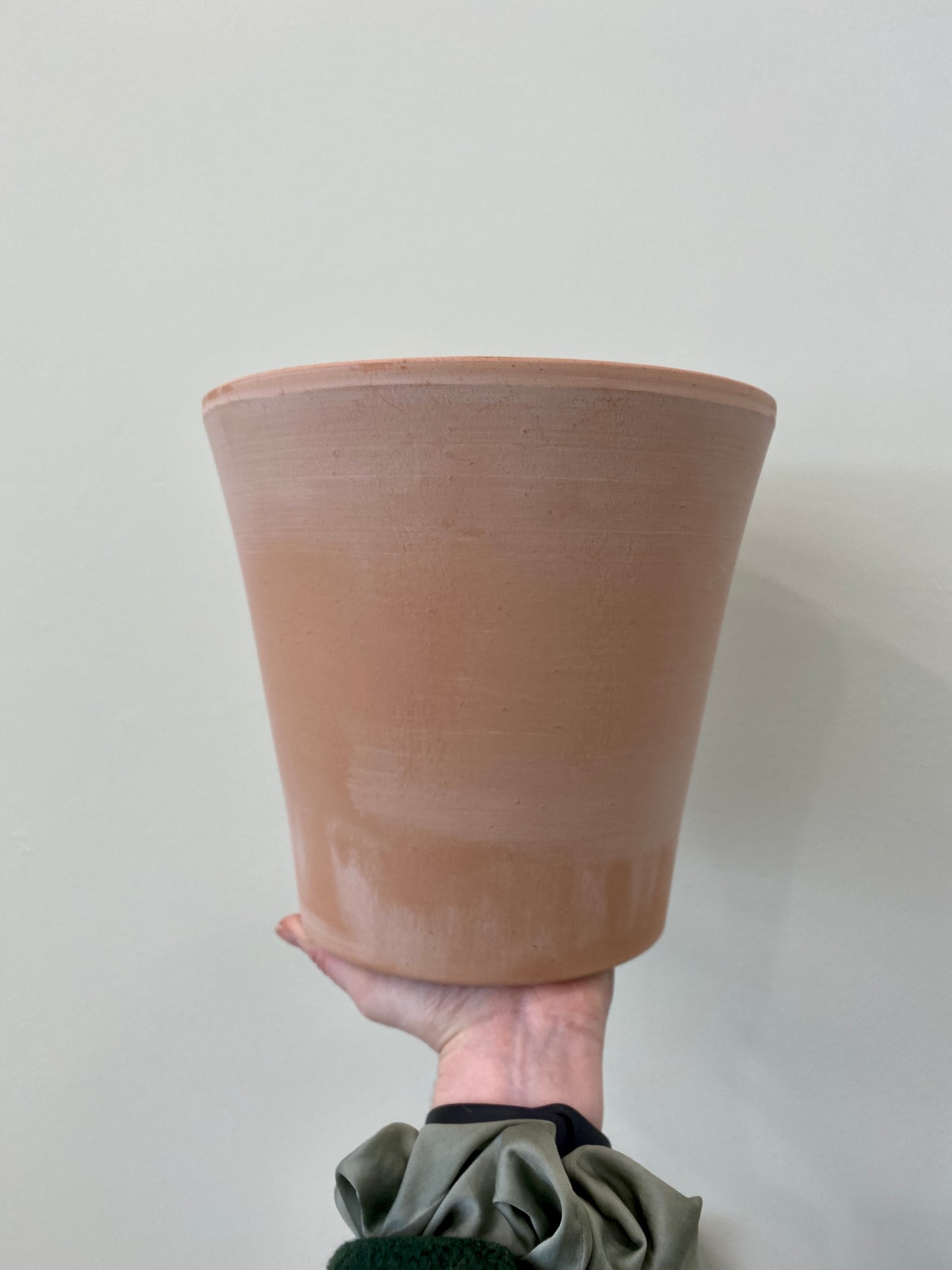 Cono Whitened Pot