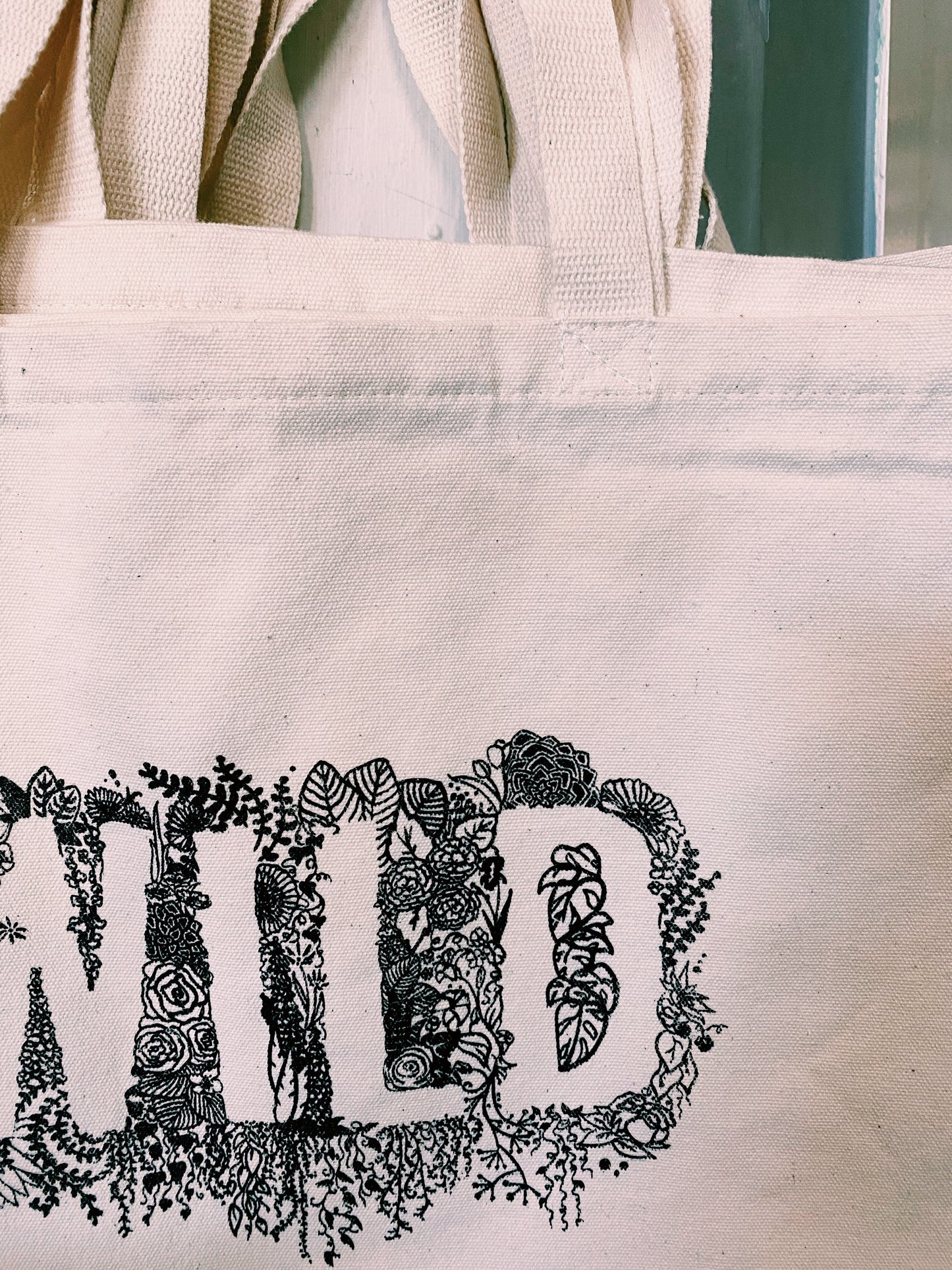 Wild Willy’s Tote!