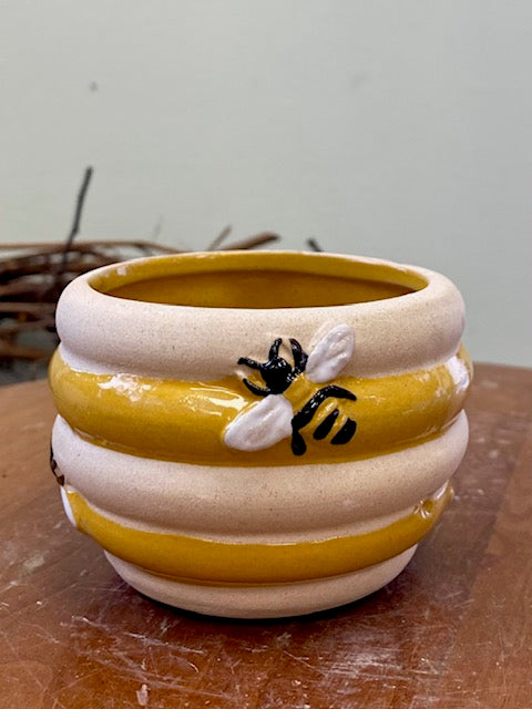 Beehive Pot 2 1/2"