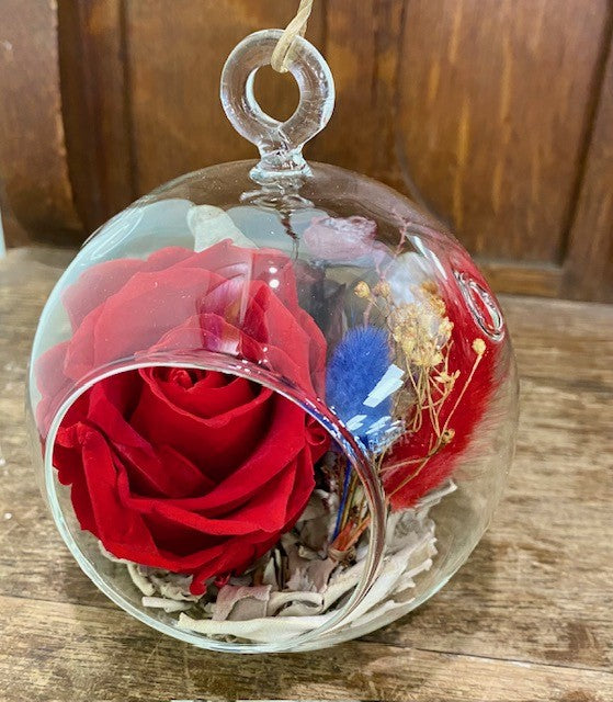 Preserved Red Rose in Glass Sphere. Fall R1