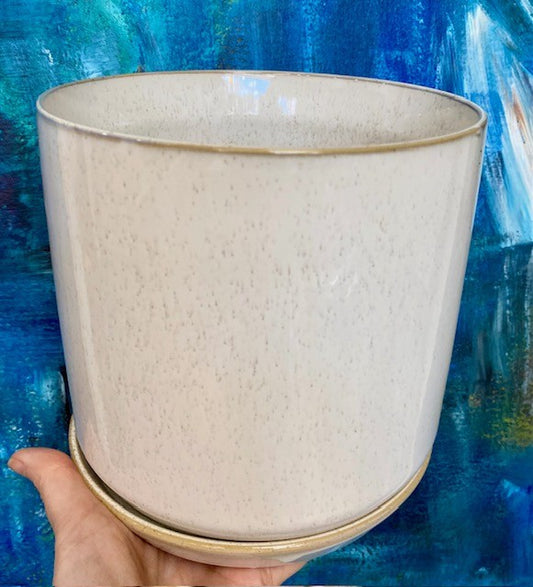 Glazed Cream Speckled Pot 6" with Plate