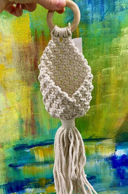 Macrame Wall Pouch Ivory