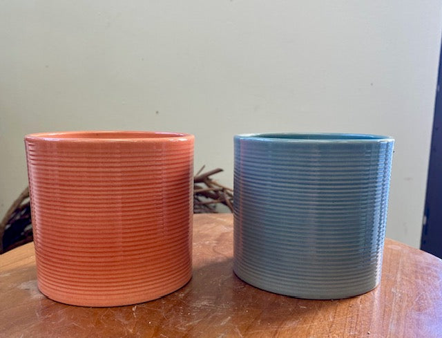 Sage Ribbed Pot/ Orange Ribbed Pot Pot 4"