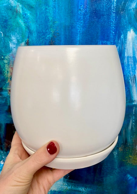 White Round Ceramic Pot with Saucer