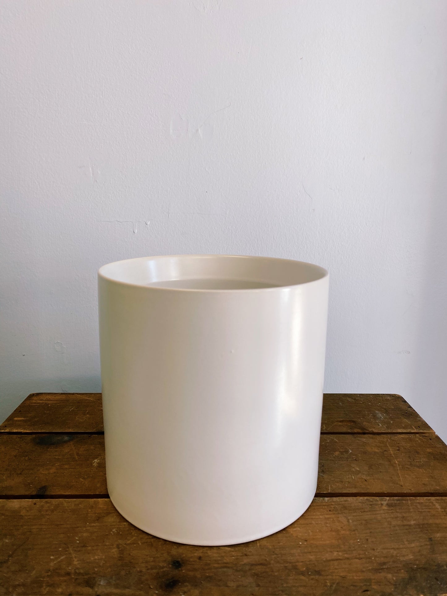 White Cylinder Pot