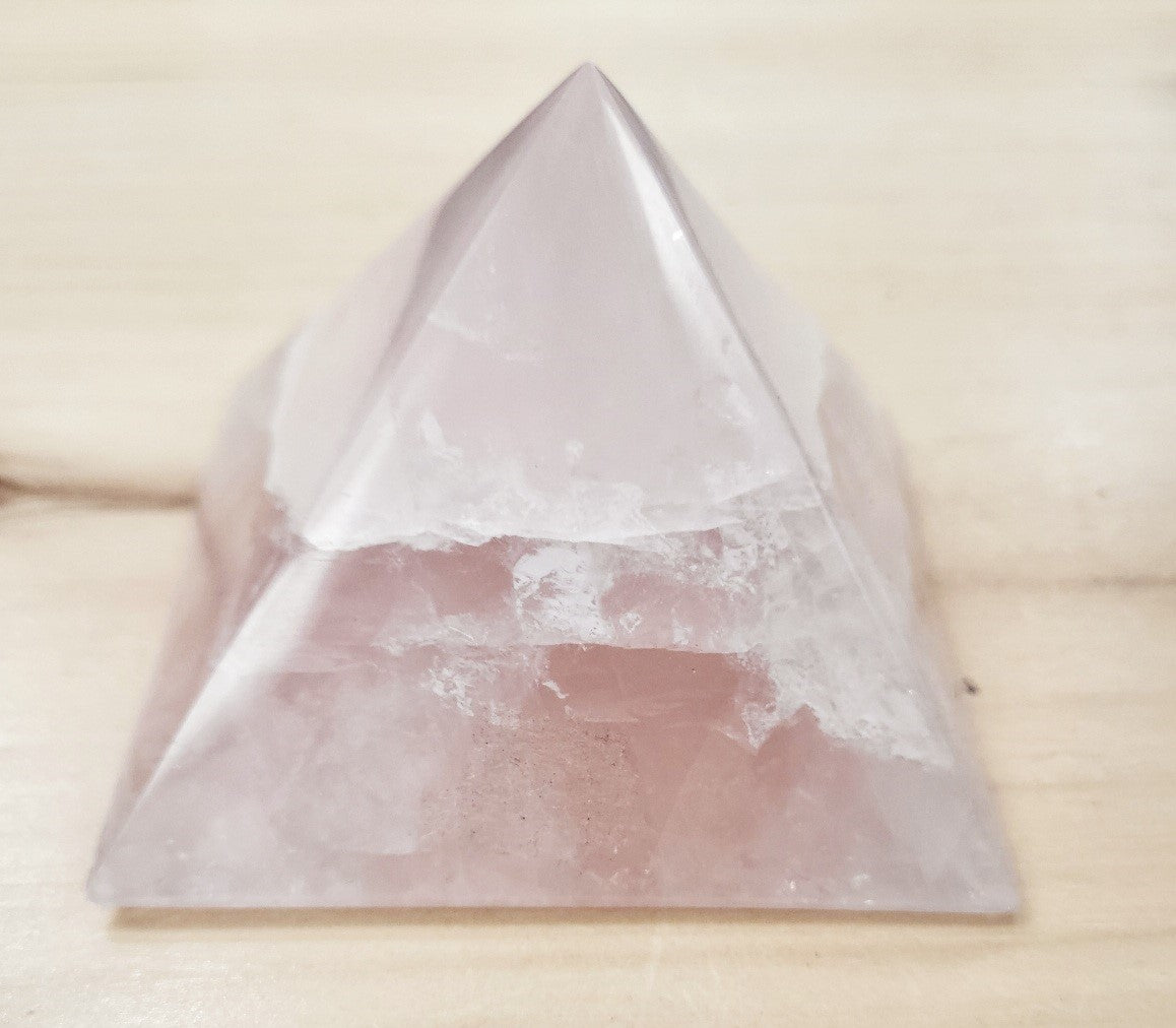 Pyramid - Rose Quartz
